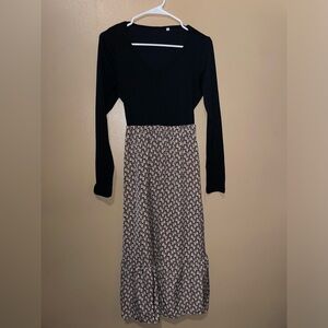 Elegant Black and Cream Long Sleeve Dress